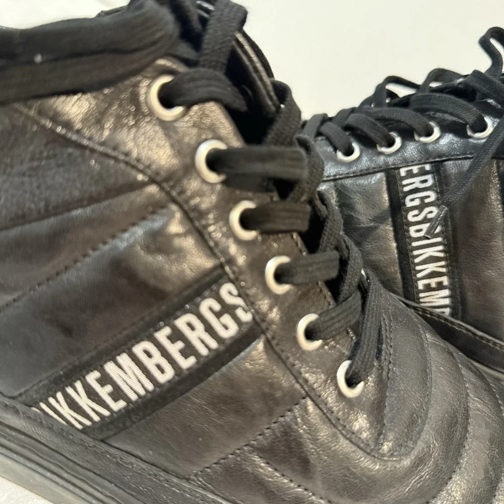 Bikkembergs Dirk Horizontal quilted/padded stitch diagonal fabric side band 11